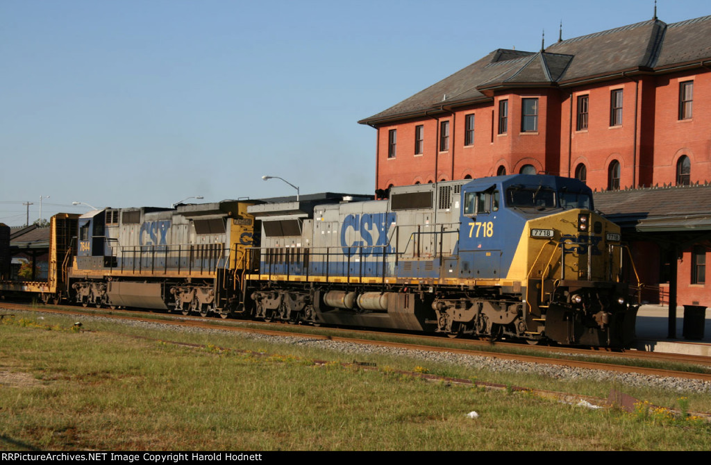 CSX 7718 & 7644 lead train F774-03 northbound
